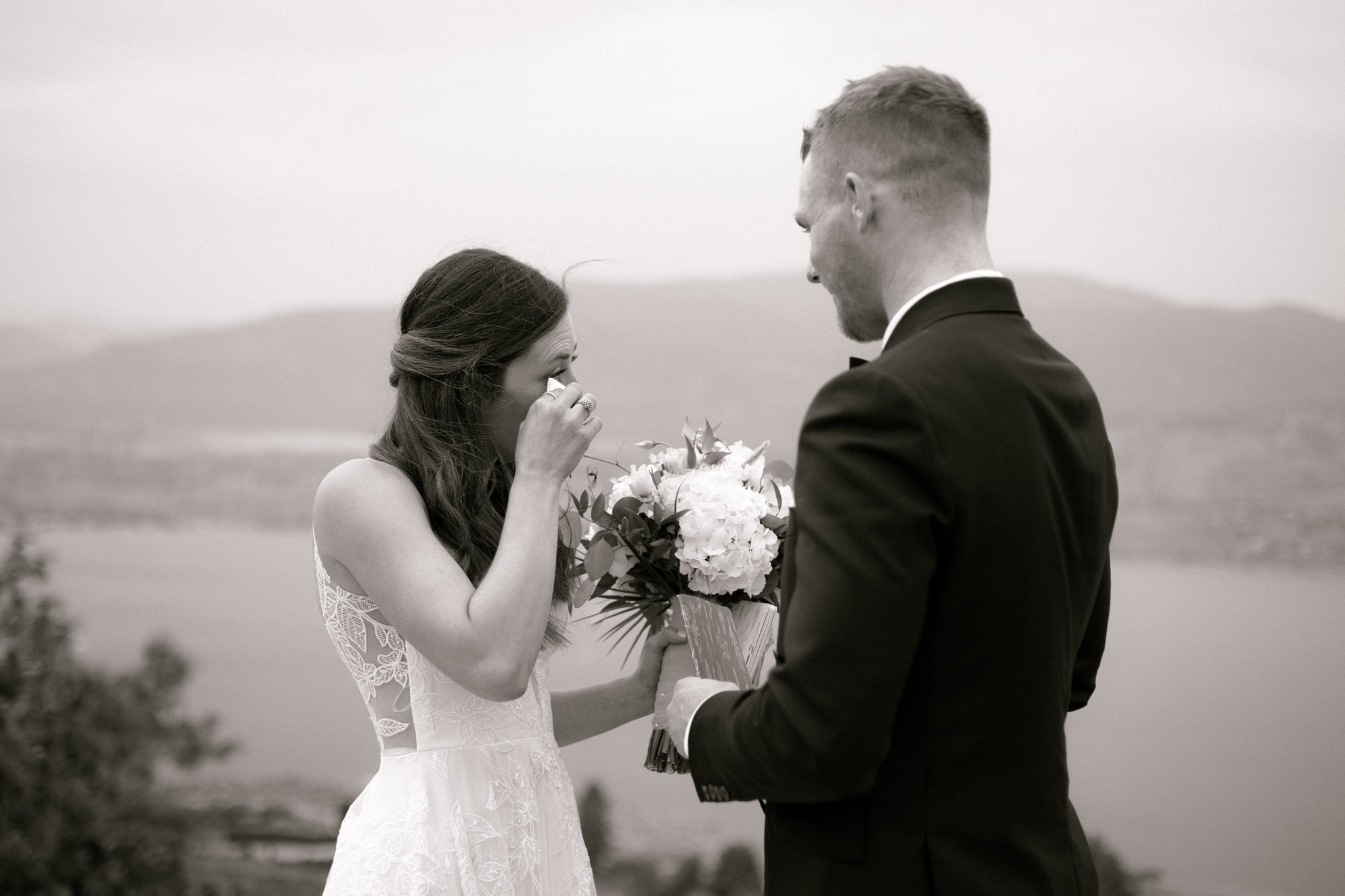 emotional private vows at munson mountain in penticton bc